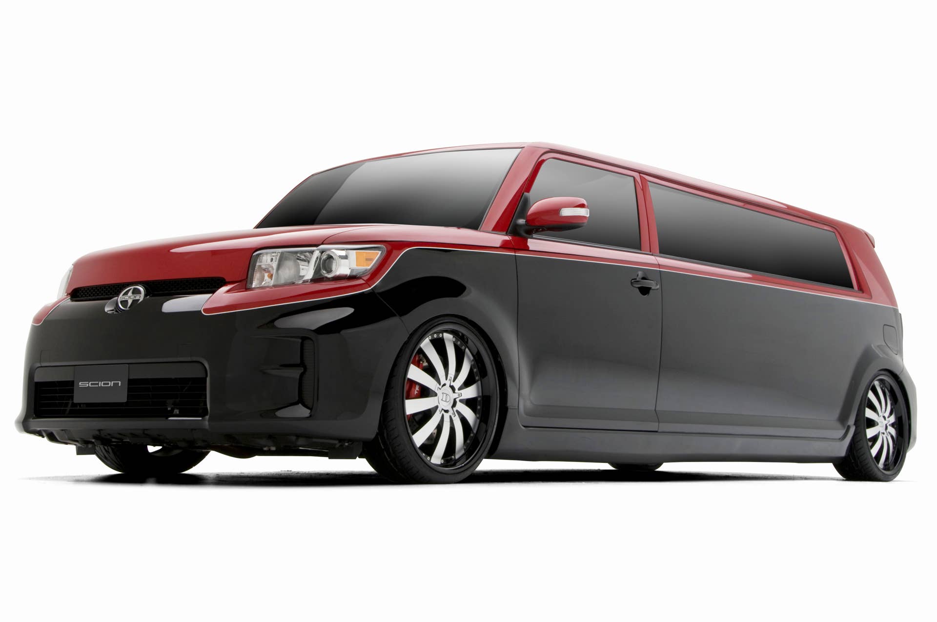 Scion SEMA 2010: Cartel xB Limo