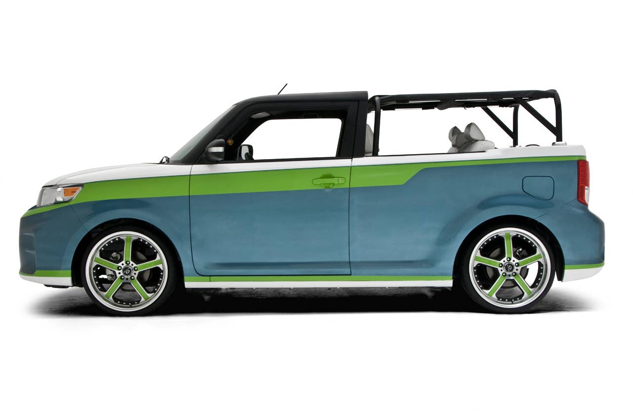 Scion SEMA 2010: Army Sapper xB