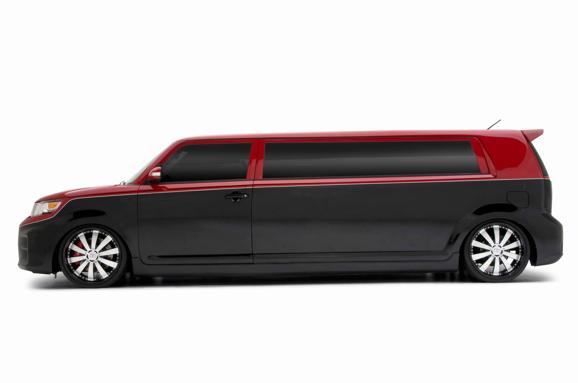 Scion SEMA 2010: Cartel xB Limo