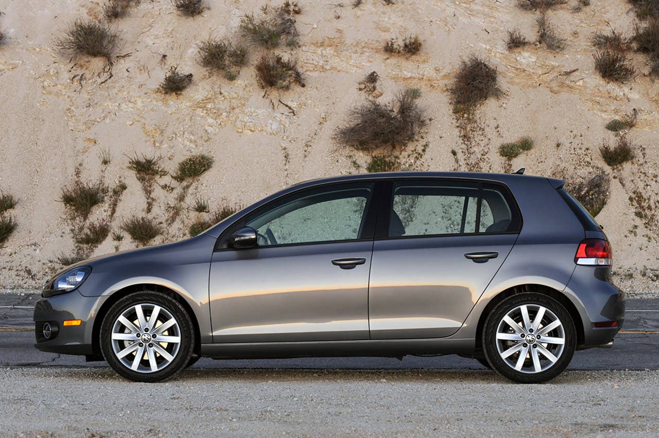 2010 Volkswagen Golf hatchback