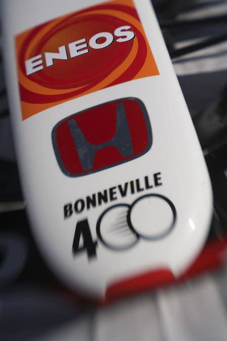 Bonneville 400