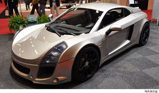 Mastretta MXT Mexico may be known as a hub for automotive production in the Americas, but it isn't typically identified as a hotbed of design or engineering. The folks at Mastretta are out to change that with their new MXT sports car. Powered by a Ford-sourced 2.0-liter Duratec I4 engine mounted amidships and plumbed with a turbo for 250 horsepower and 257 pound-feet of torque, the MXT is a simple, lightweight proposition designed to resonate with the Colin Chapmans and Gordon Murrays of this world.