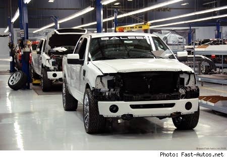 Saleen S331 production line