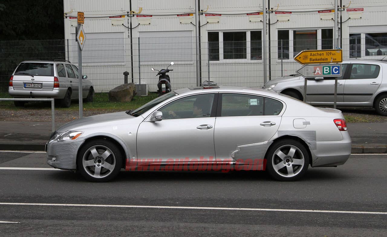 Next-generation Lexus GS spy shots