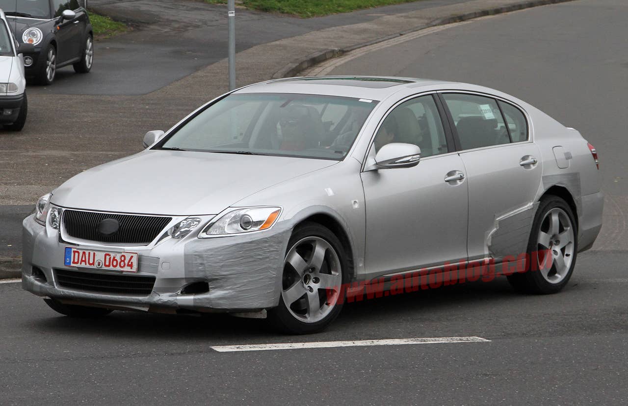 Next-generation Lexus GS spy shots