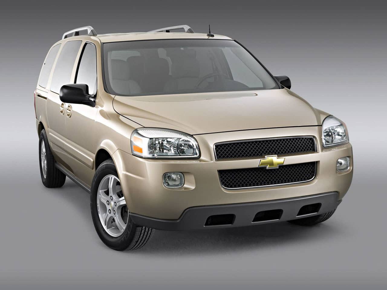 Picking up a date in a minivan means you're either very cocky or incredibly uninteresting. Show up at someone's house in a Chevy Uplander and not only are you that guy with that minivan, but you picked the worst possible one.