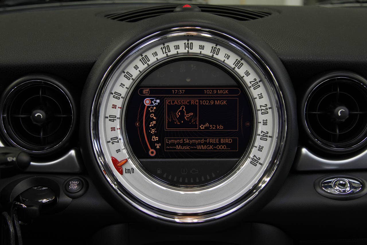 MINI Connected  (09/2010)