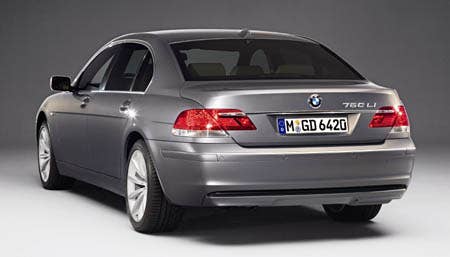 7 Series Exclusive Edition - Stratus Grey/Ecru