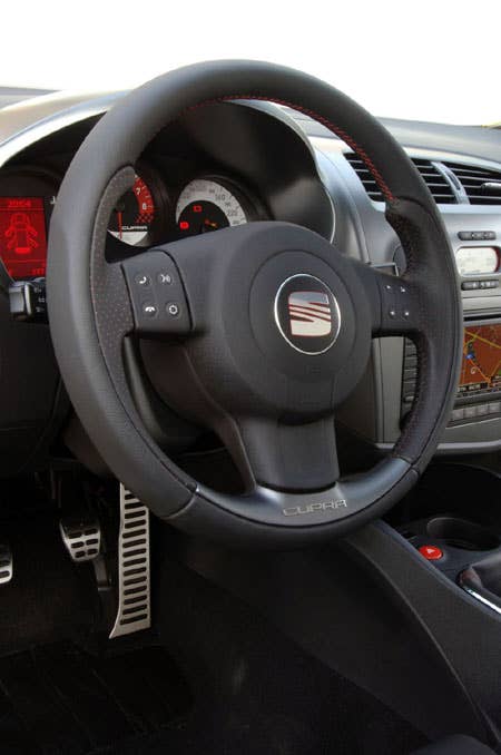 SEAT Leon Cupra