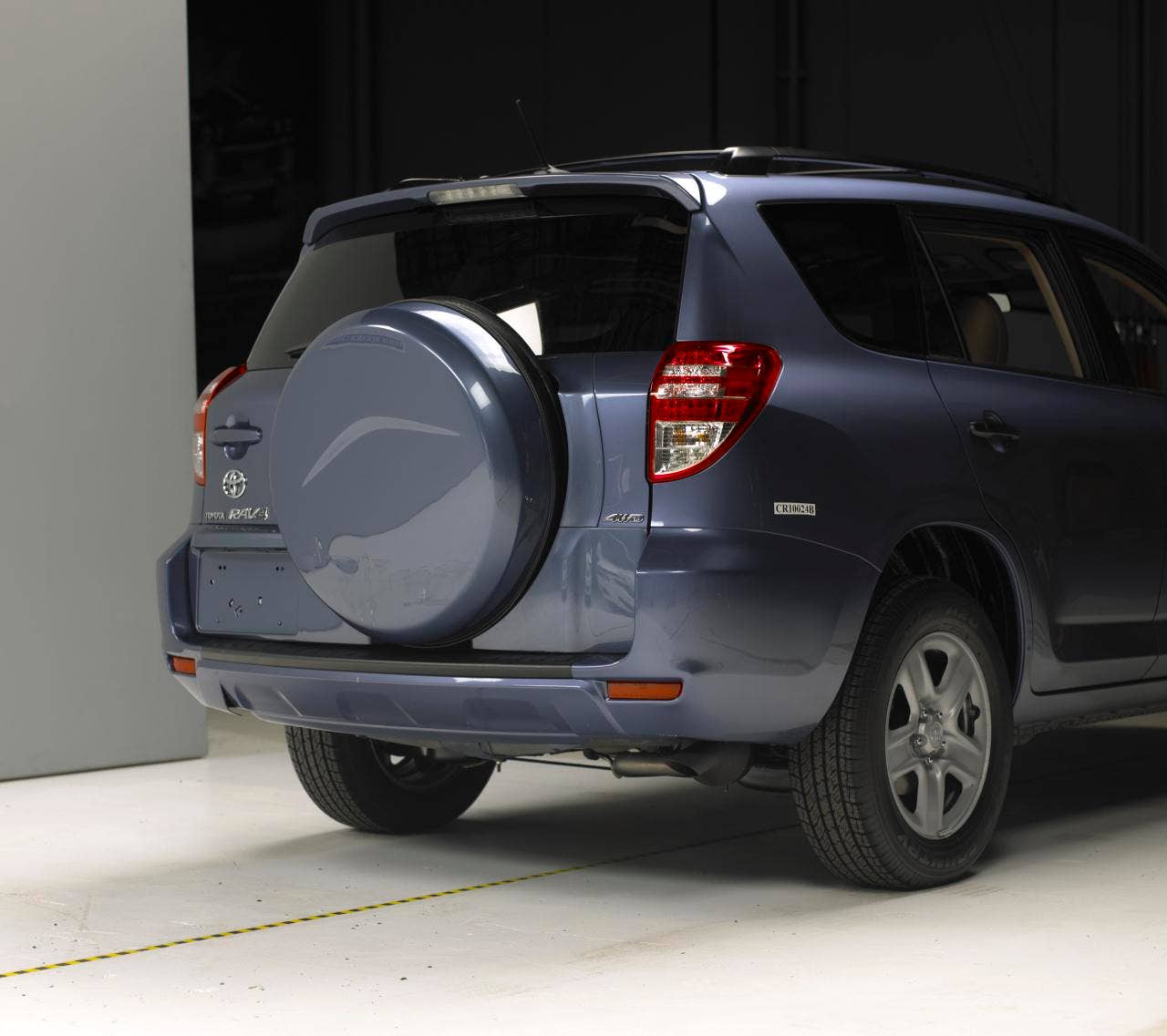 IIHS Small Car Bumper Damages. Toyota RAV4