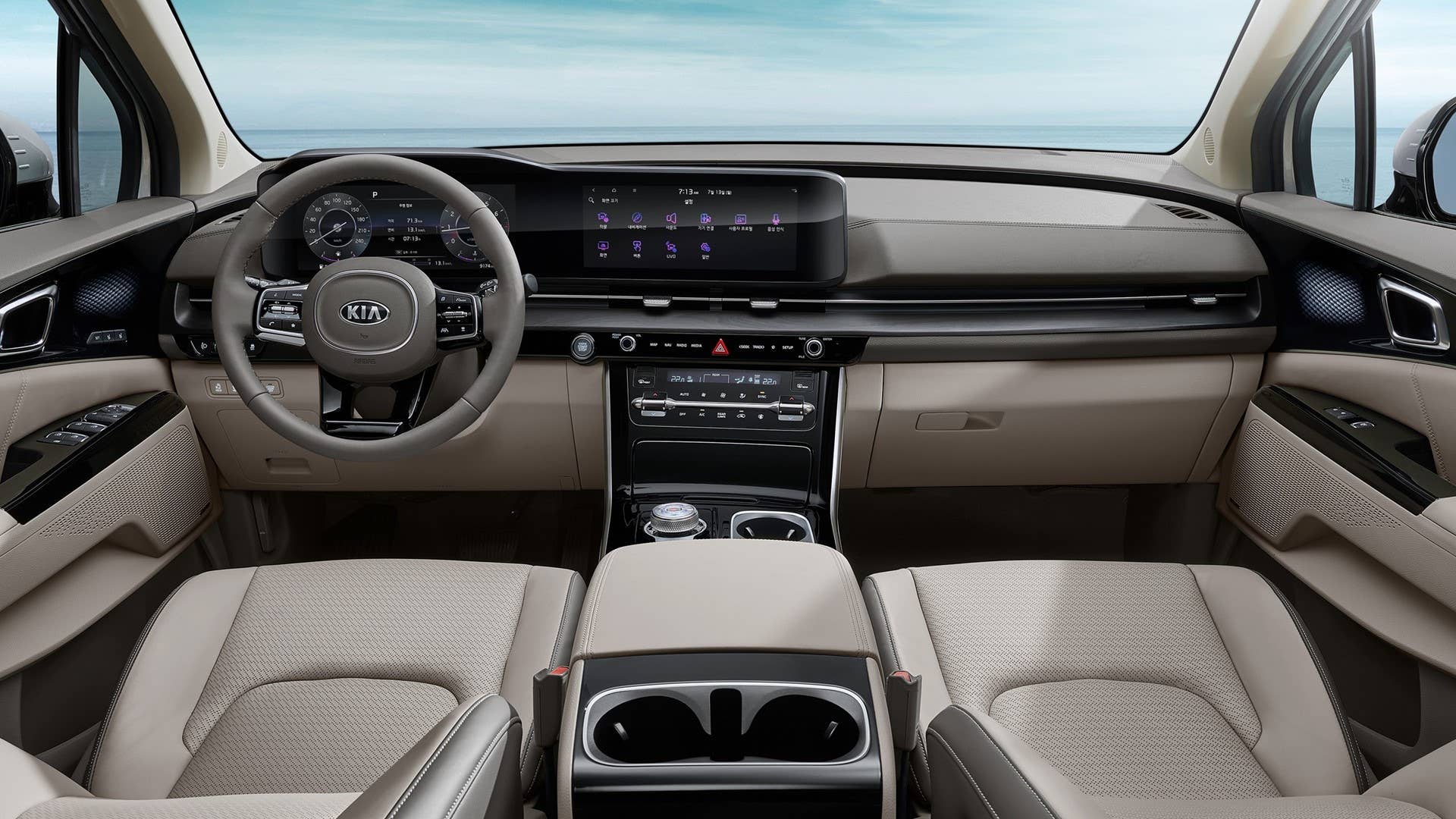 2025 Kia Carnival interior updates the minivan's style and tech - Autoblog