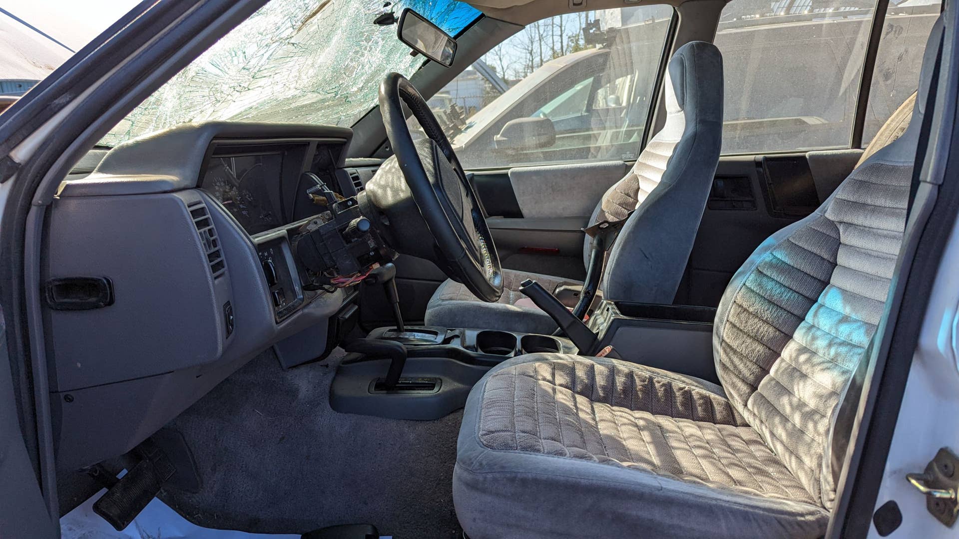 Junkyard Steering Wheel Jeep Grand Cherokee: Your Guide
