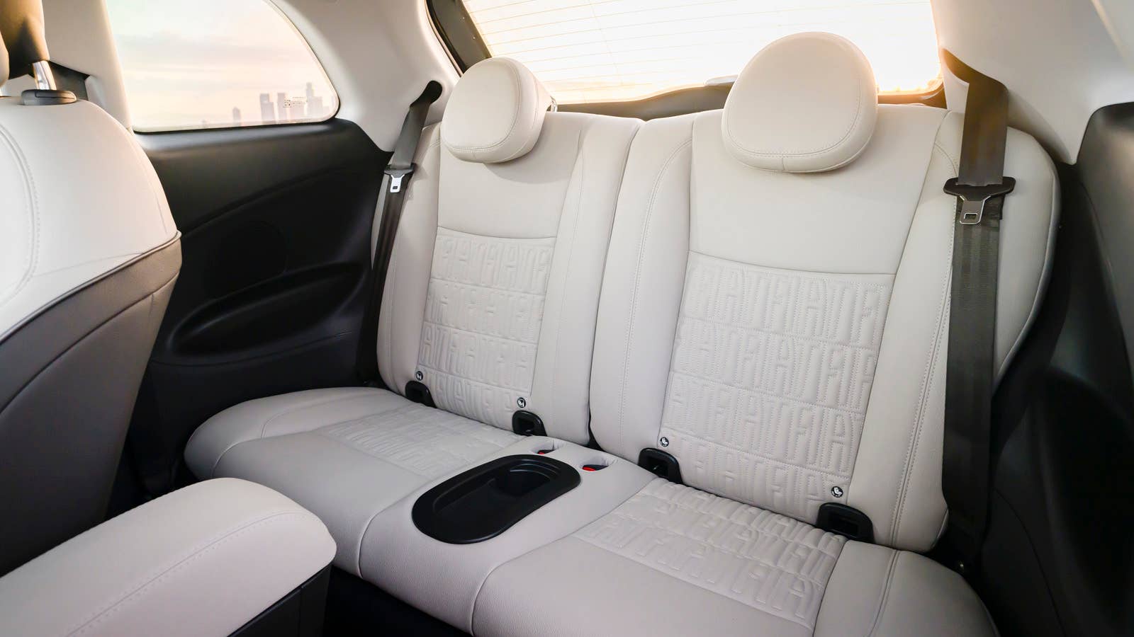 2024 Fiat 500e Inspired By Music interior