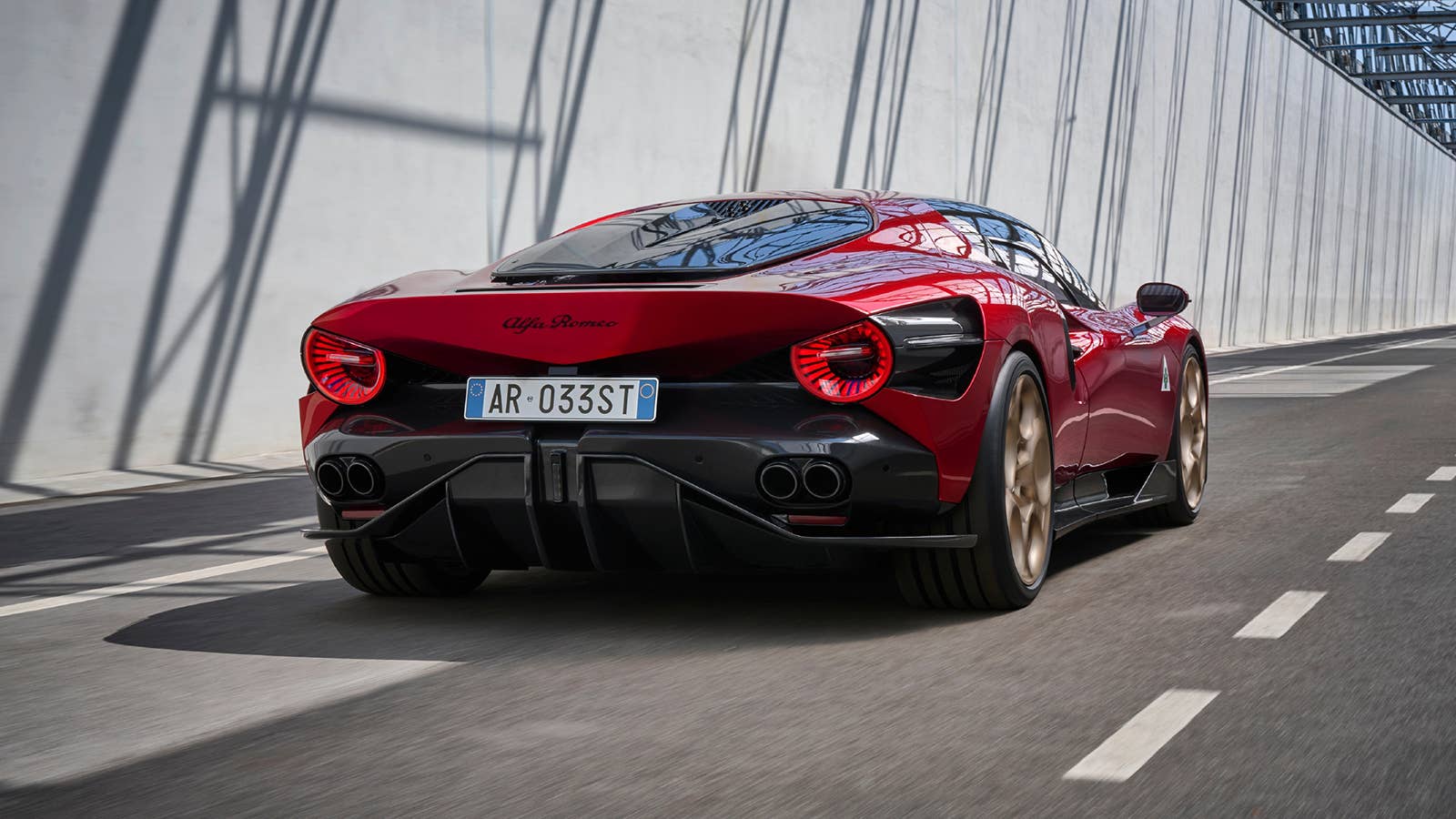 Alfa Romeo 33 Stradale