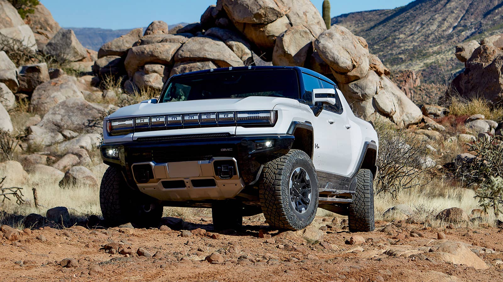 U.S. military wants a prototype Ultium battery pack from GM Defense ...