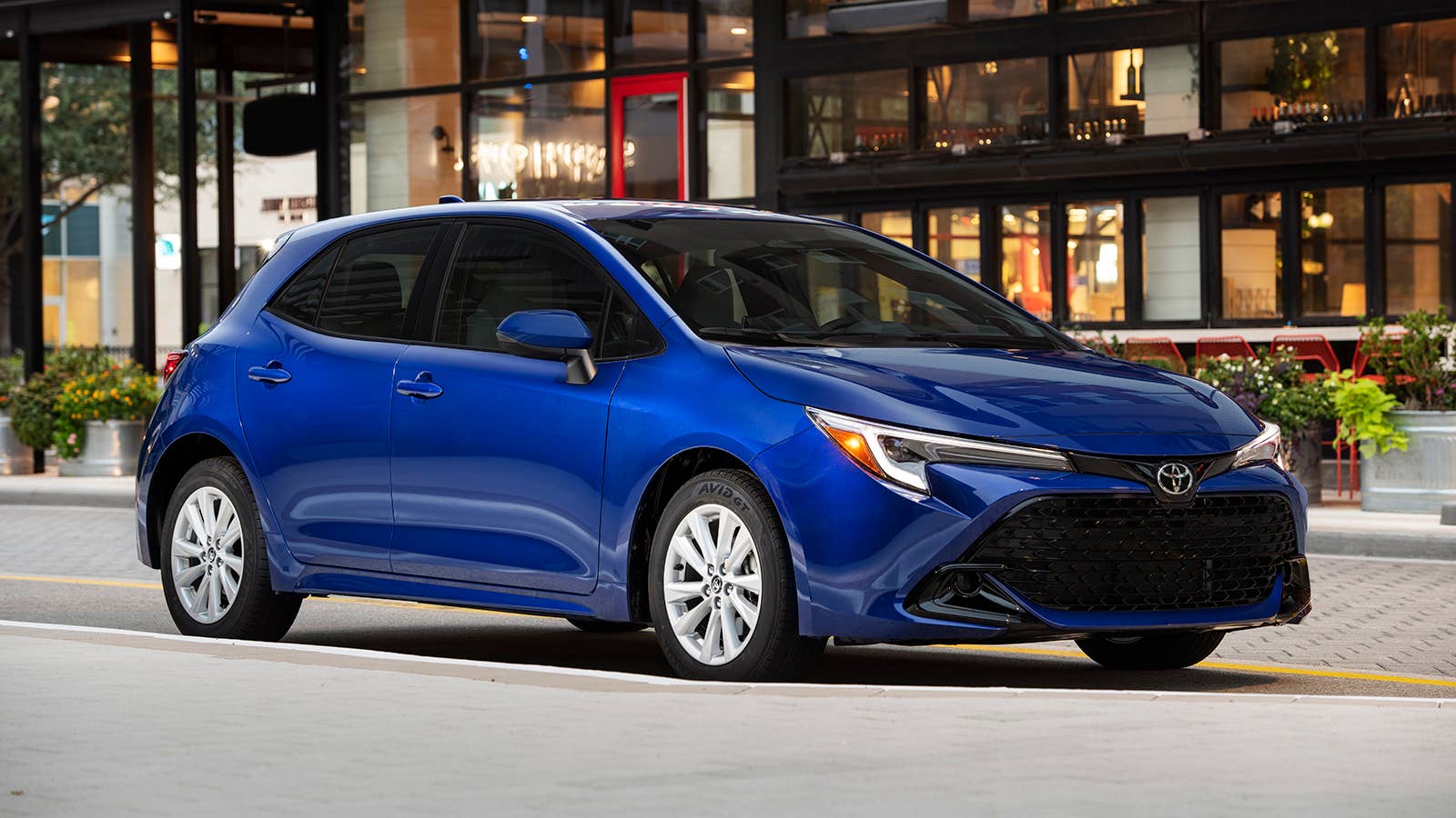 2023 Toyota Corolla Hatchback SE