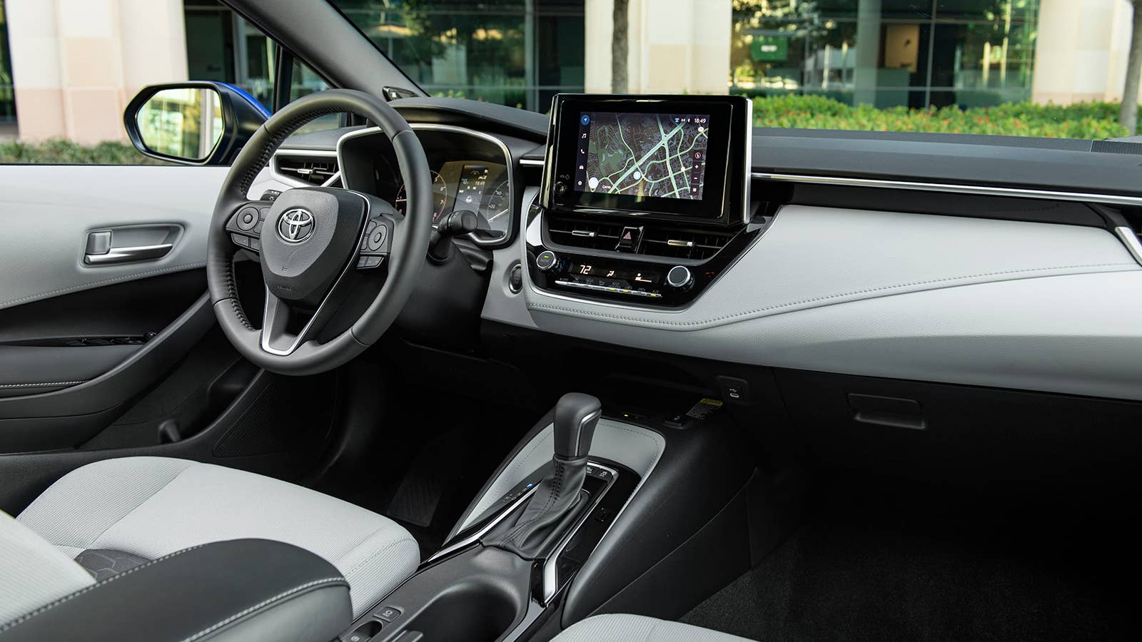 2023 Toyota Corolla Hatchback SE