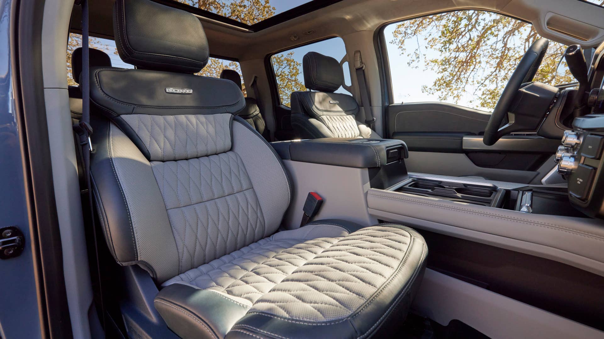Available spring 2023. Preproduction 2023 F-350 Azure Gray (extra cost color) with optional features.