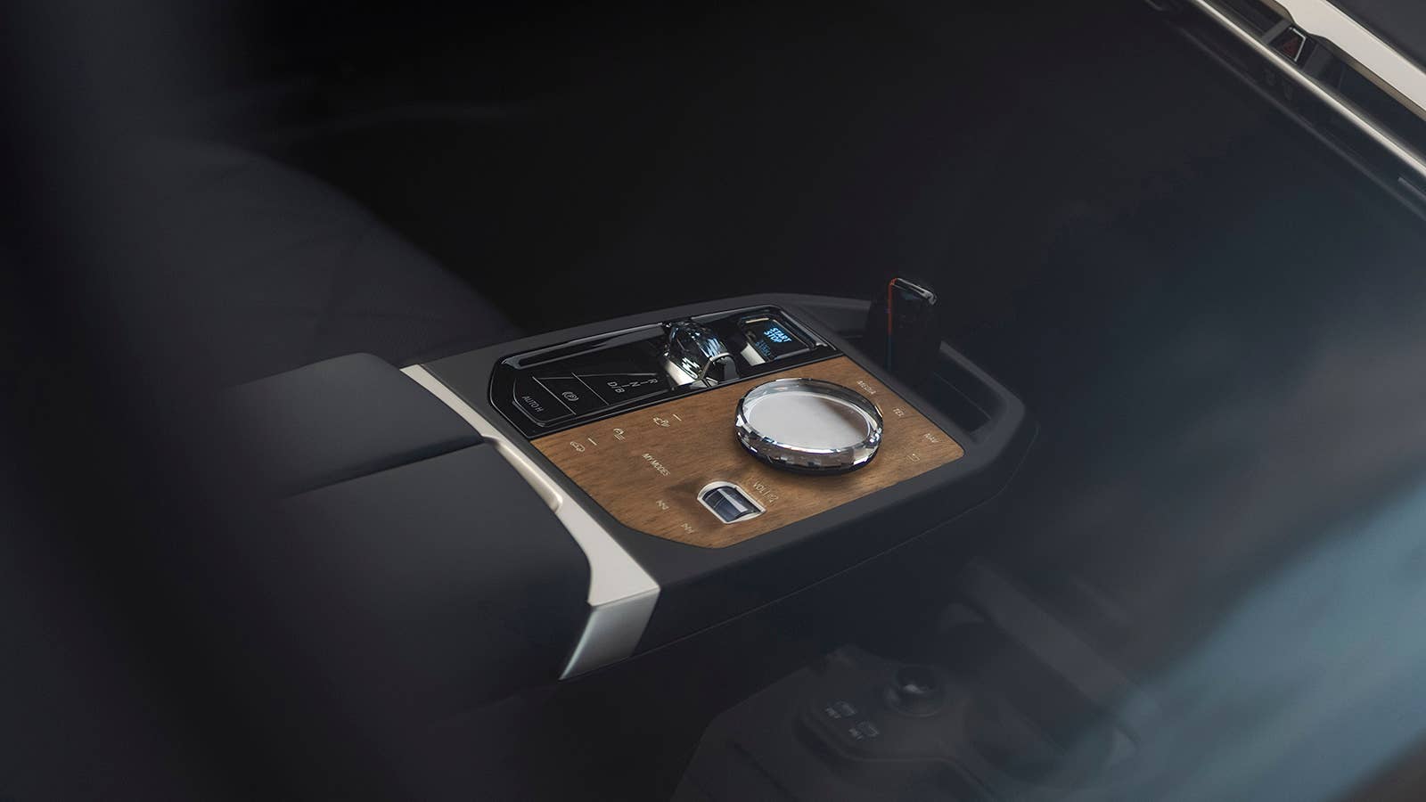 2023 BMW iX M60