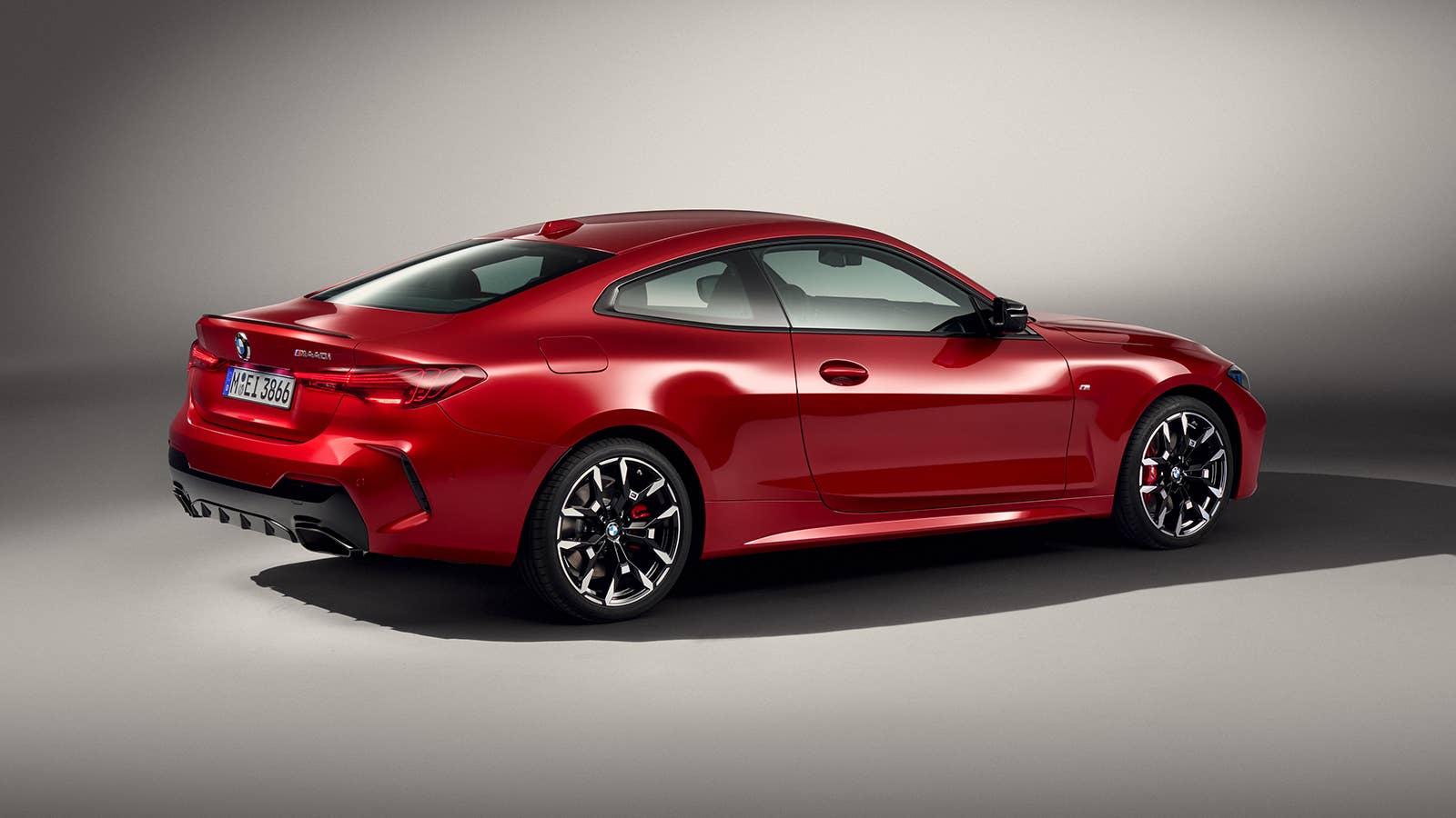 2025 BMW M440i