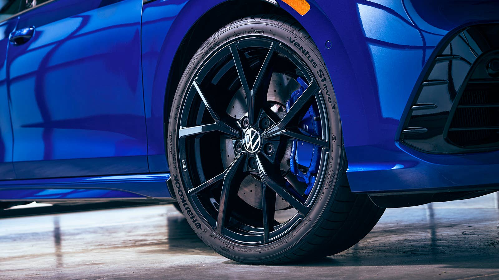 2023 VW Golf R 20th Anniversary Edition