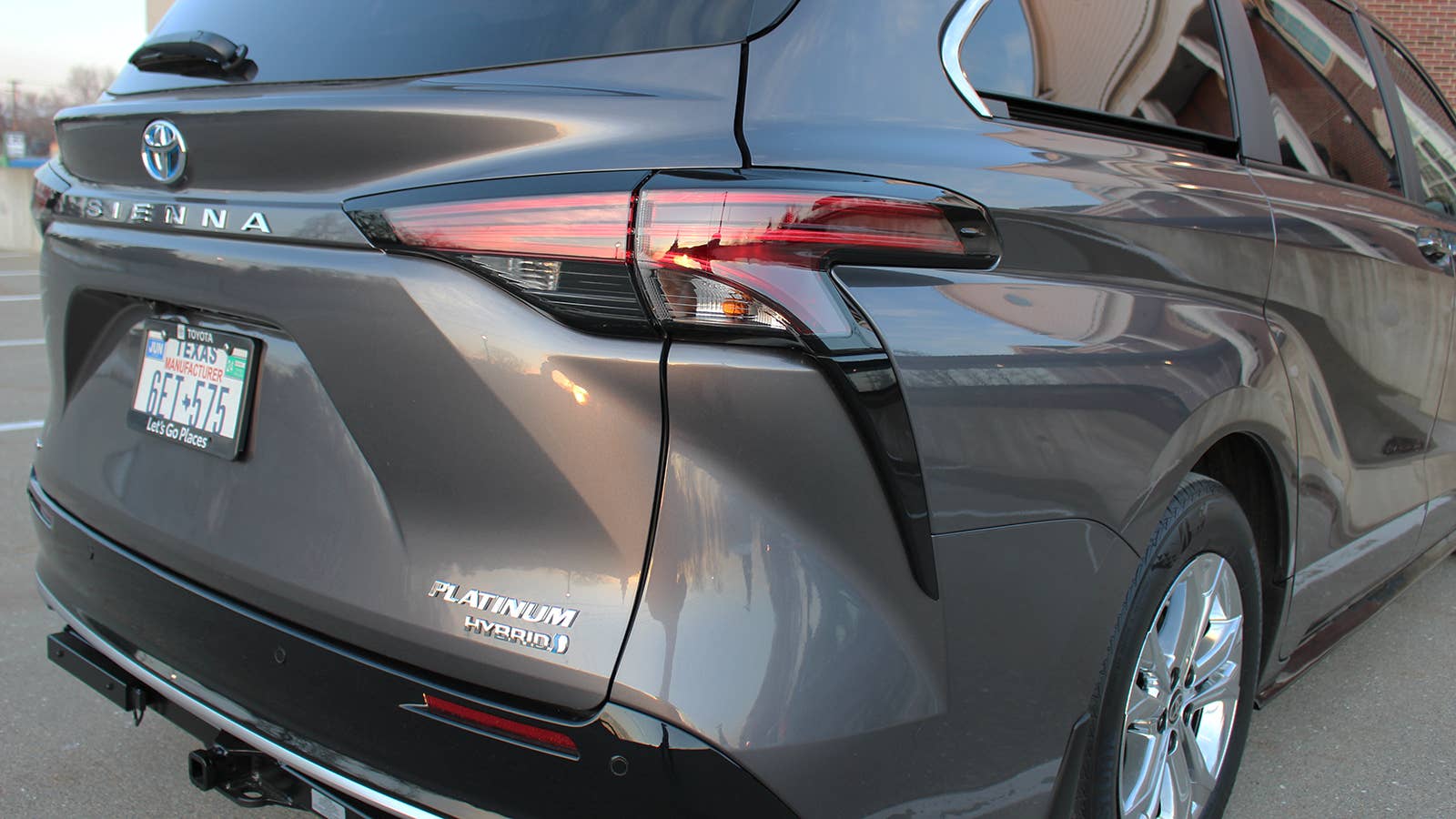 2023 Toyota Sienna Platinum AWD