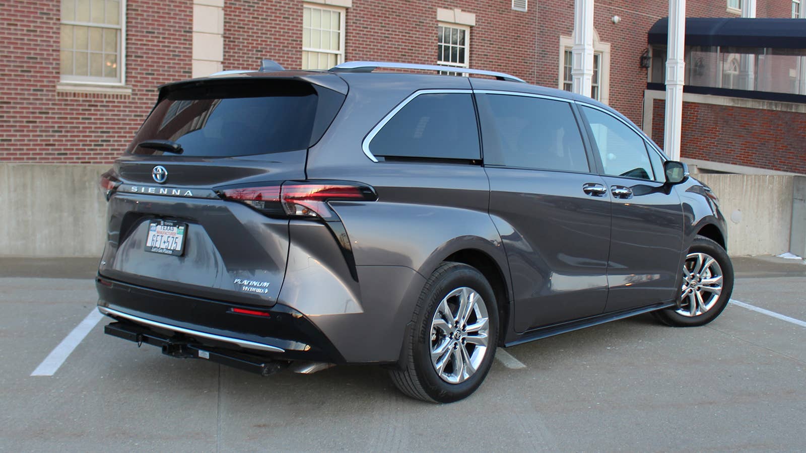 2023 Toyota Sienna Platinum AWD
