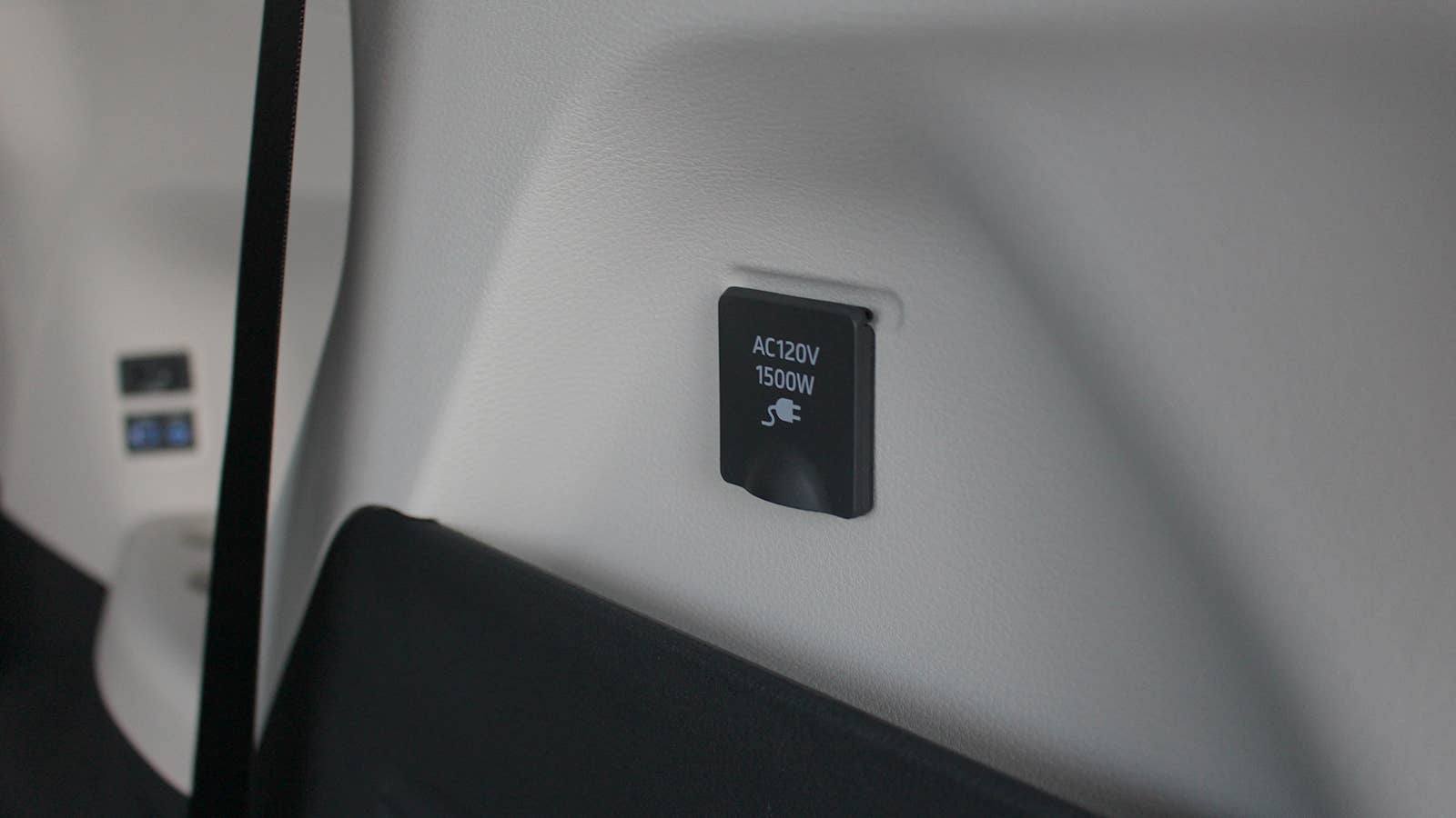 2023 Toyota Sienna Platinum AWD