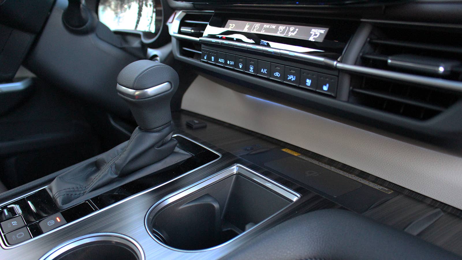 2023 Toyota Sienna Platinum AWD
