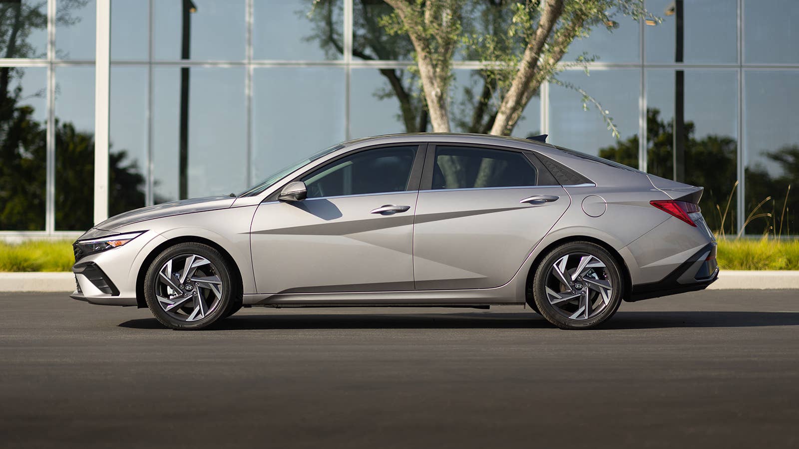2024 Hyundai Elantra