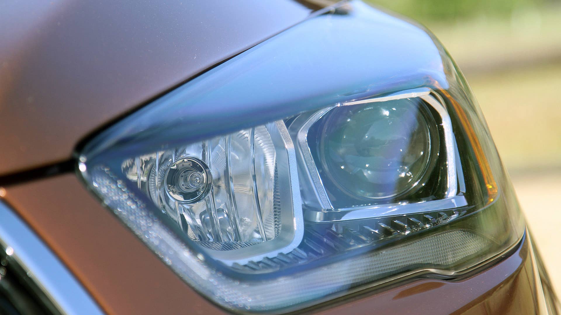 2017 Ford Escape headlight