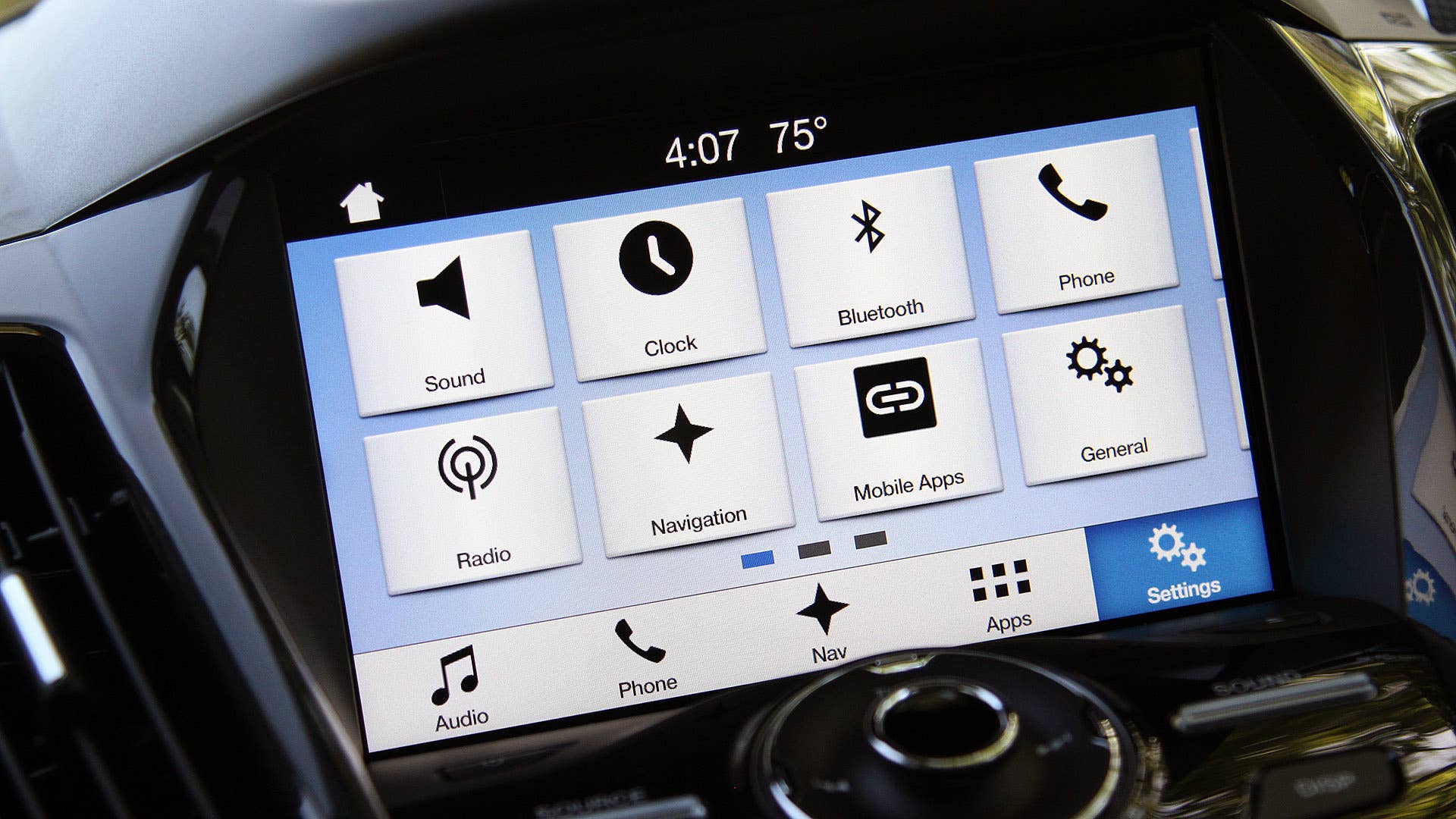 2017 Ford Escape infotainment system