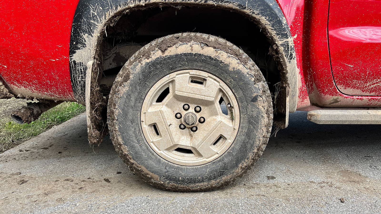 2024 Nissan Frontier SV Hardbody Edition