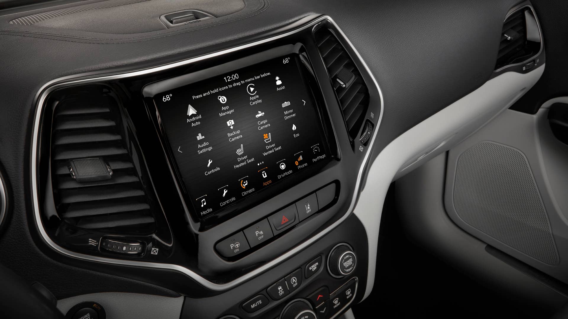 2022 Jeep® Cherokee Limited 8.4-inch touchscreen display