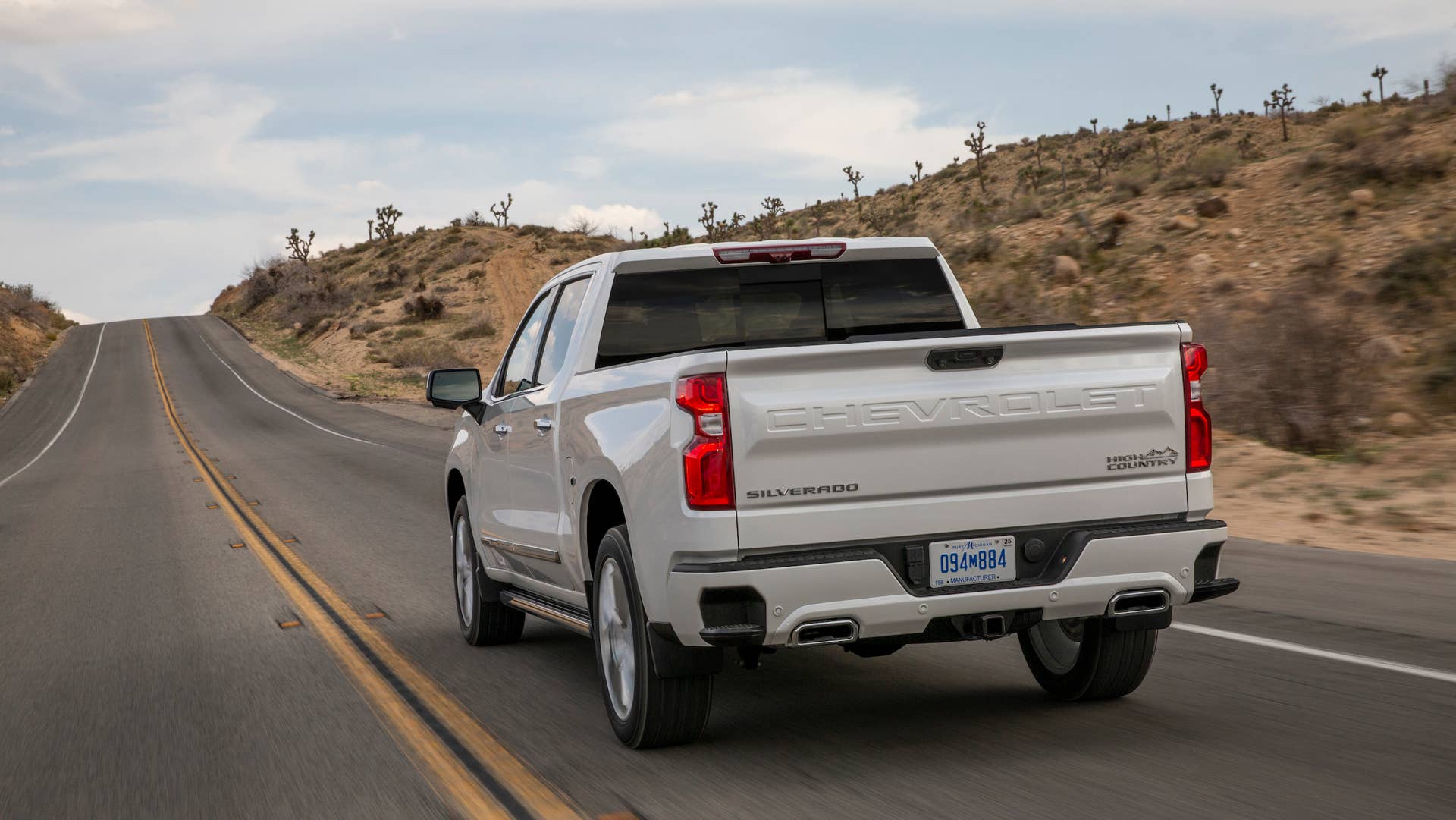 2022 Chevrolet Silverado High Country exterior