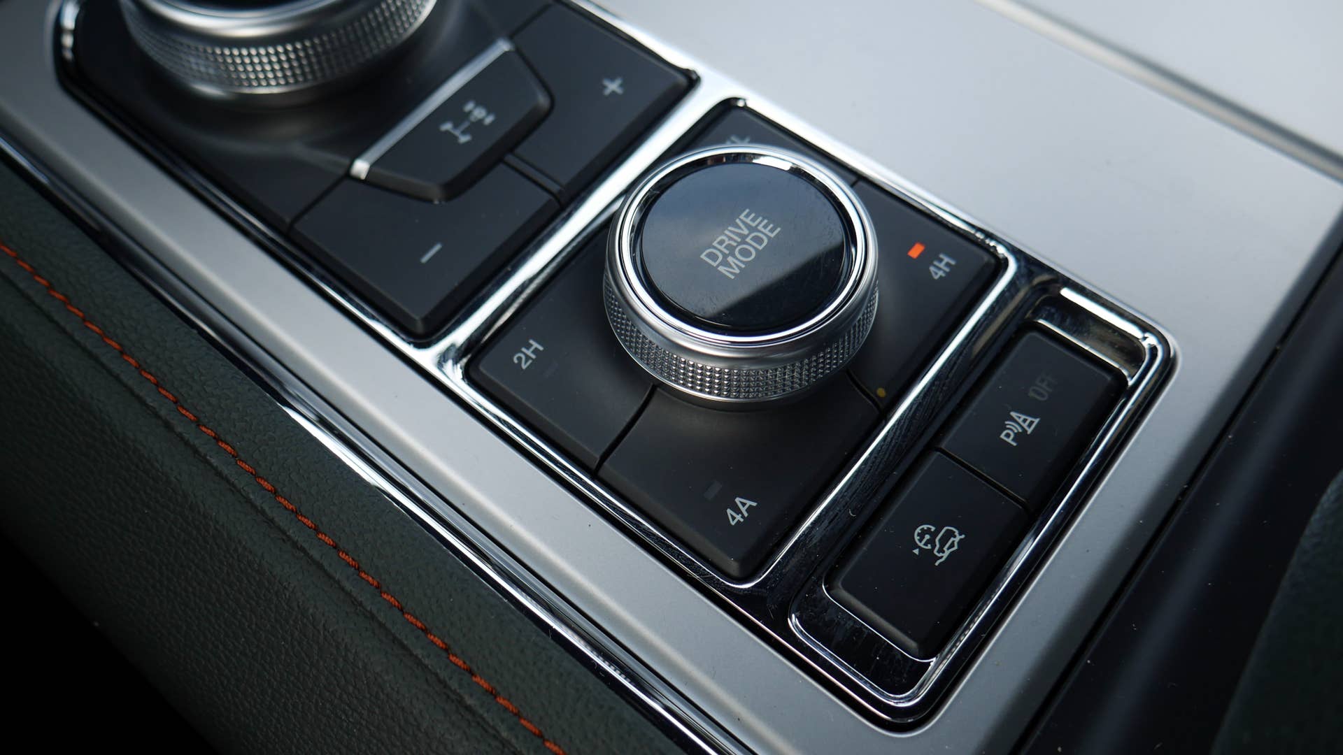 2023 Ford Expedition Timberline drive mode dial