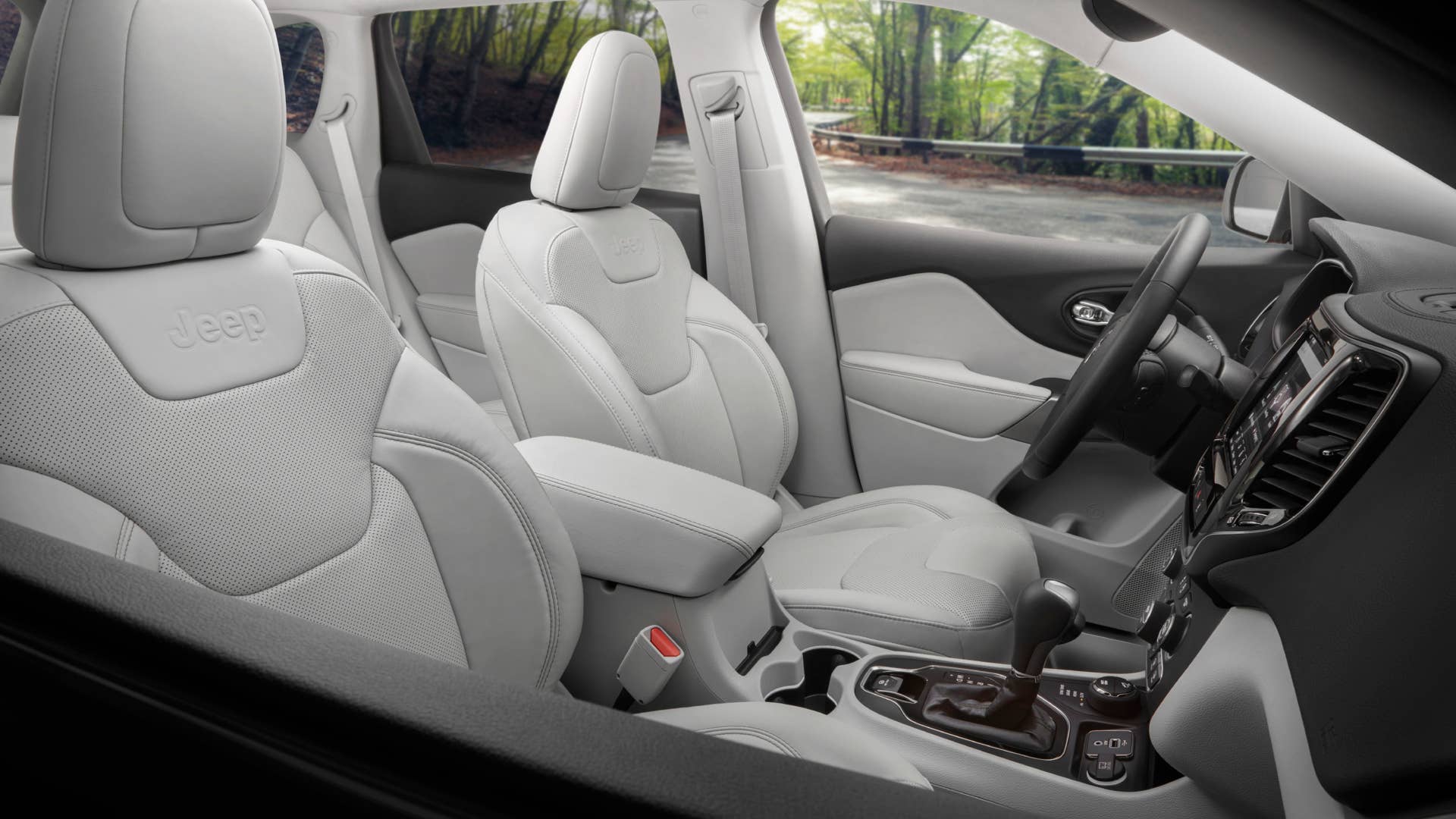 2022 Jeep® Cherokee Limited front interior