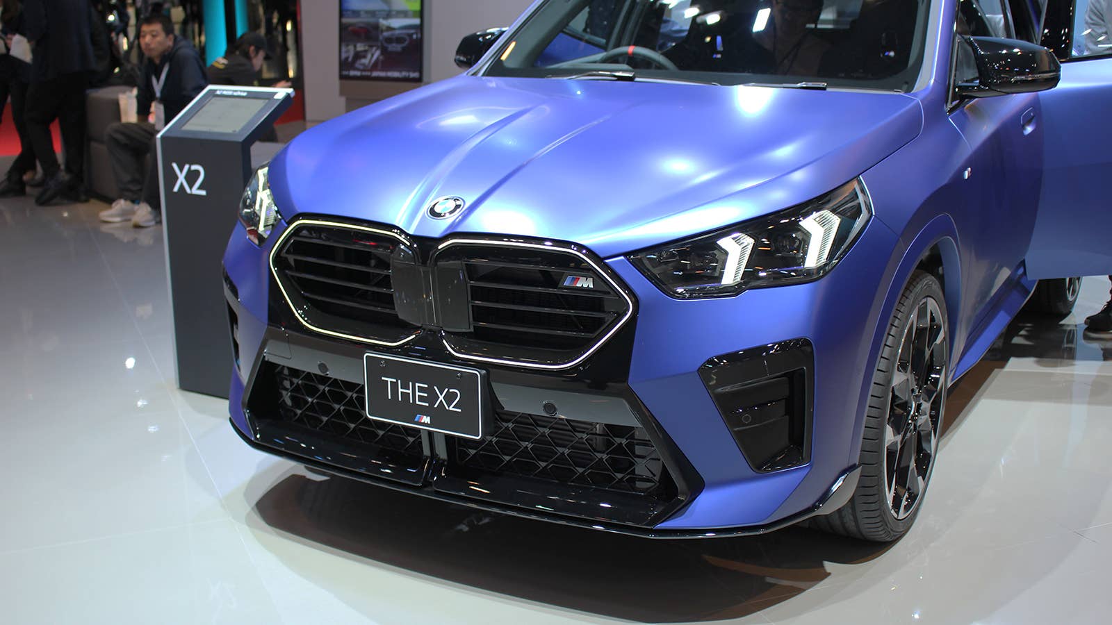 BMW X2