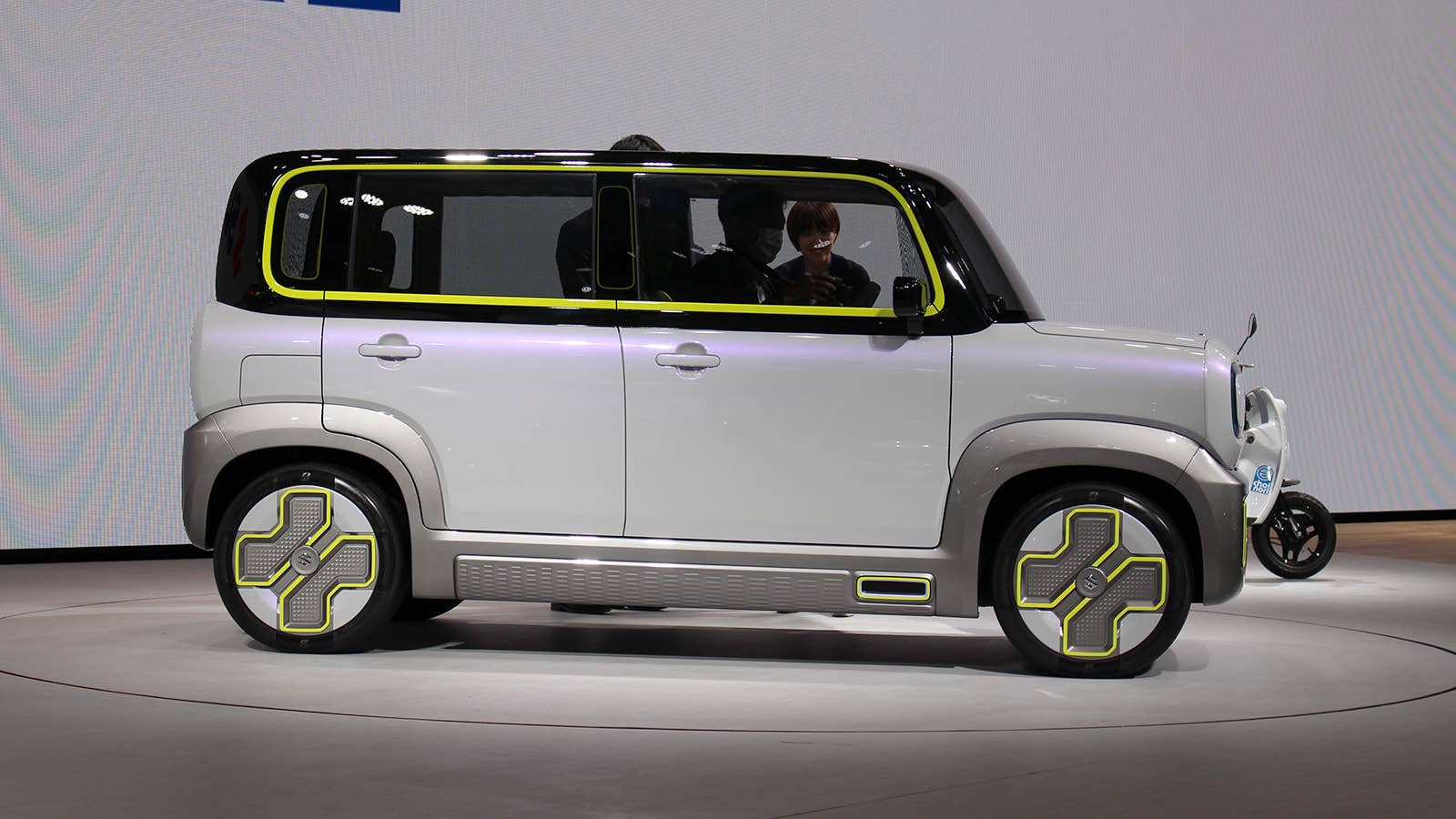 Suzuki eWX Concept