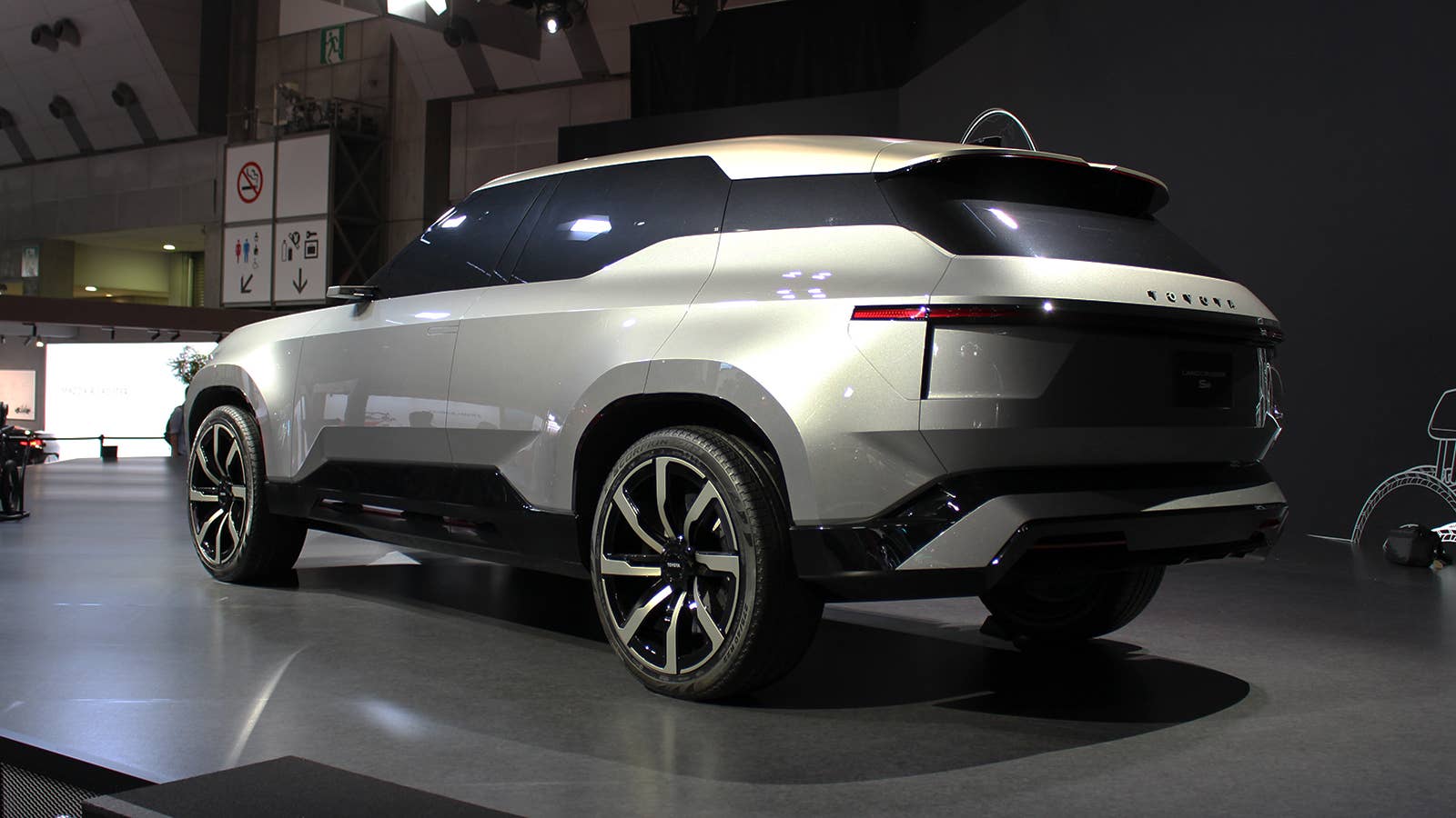 Toyota Land Cruiser Se concept