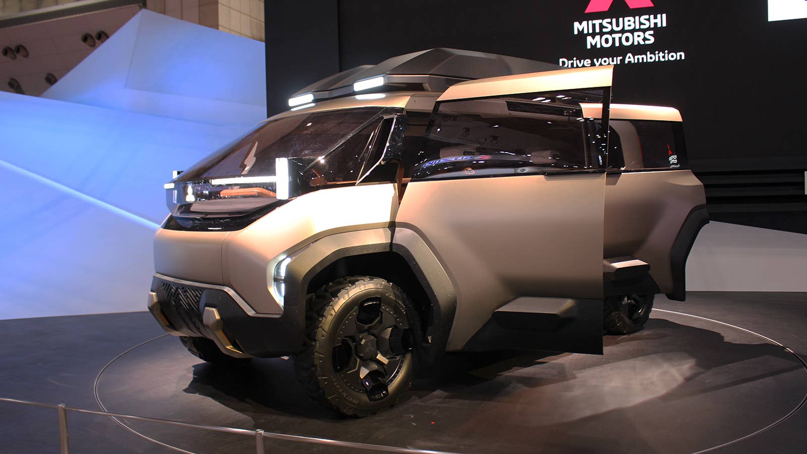 Mitsubishi D:X Concept