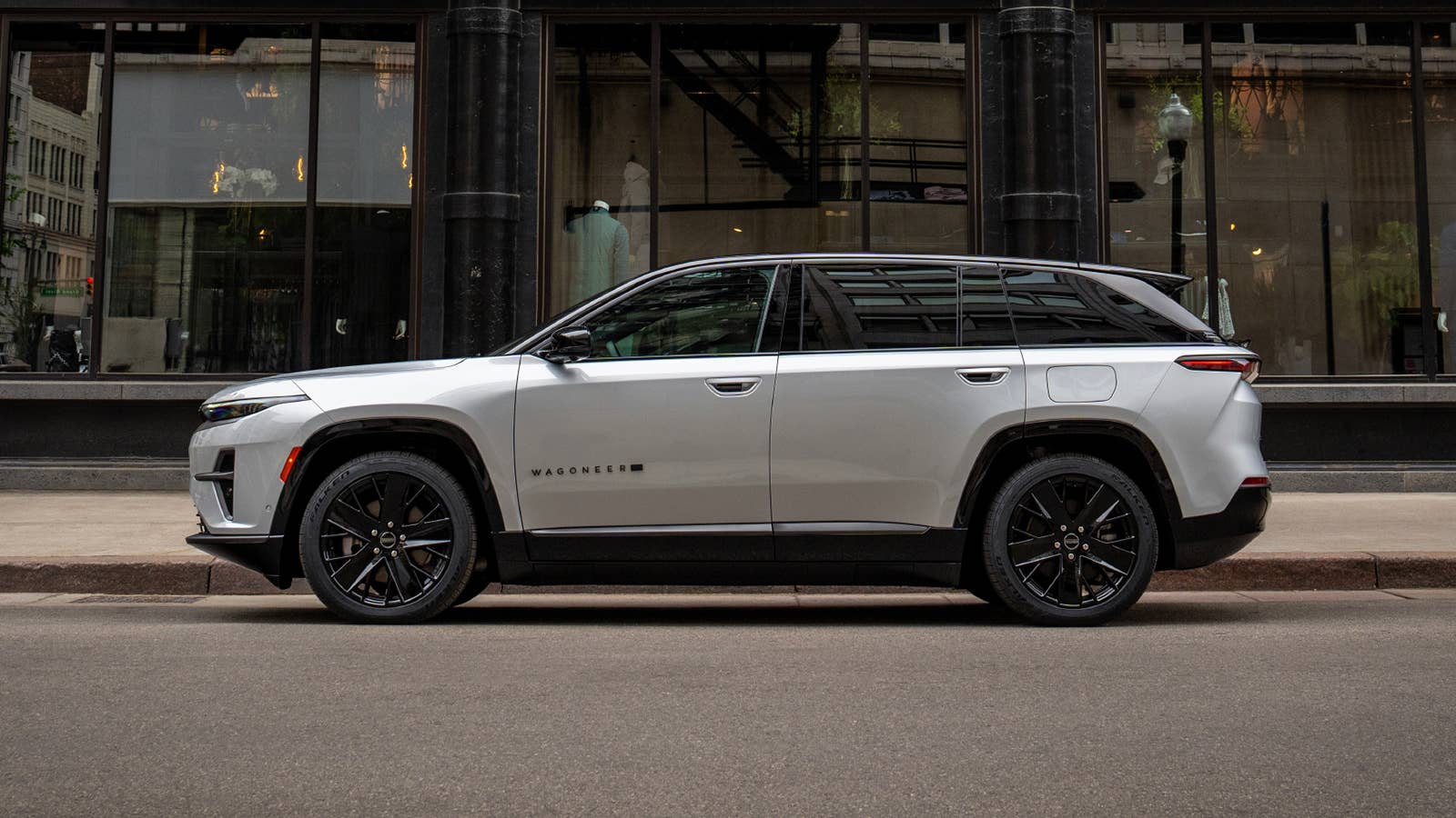 2024 Jeep Wagoneer S