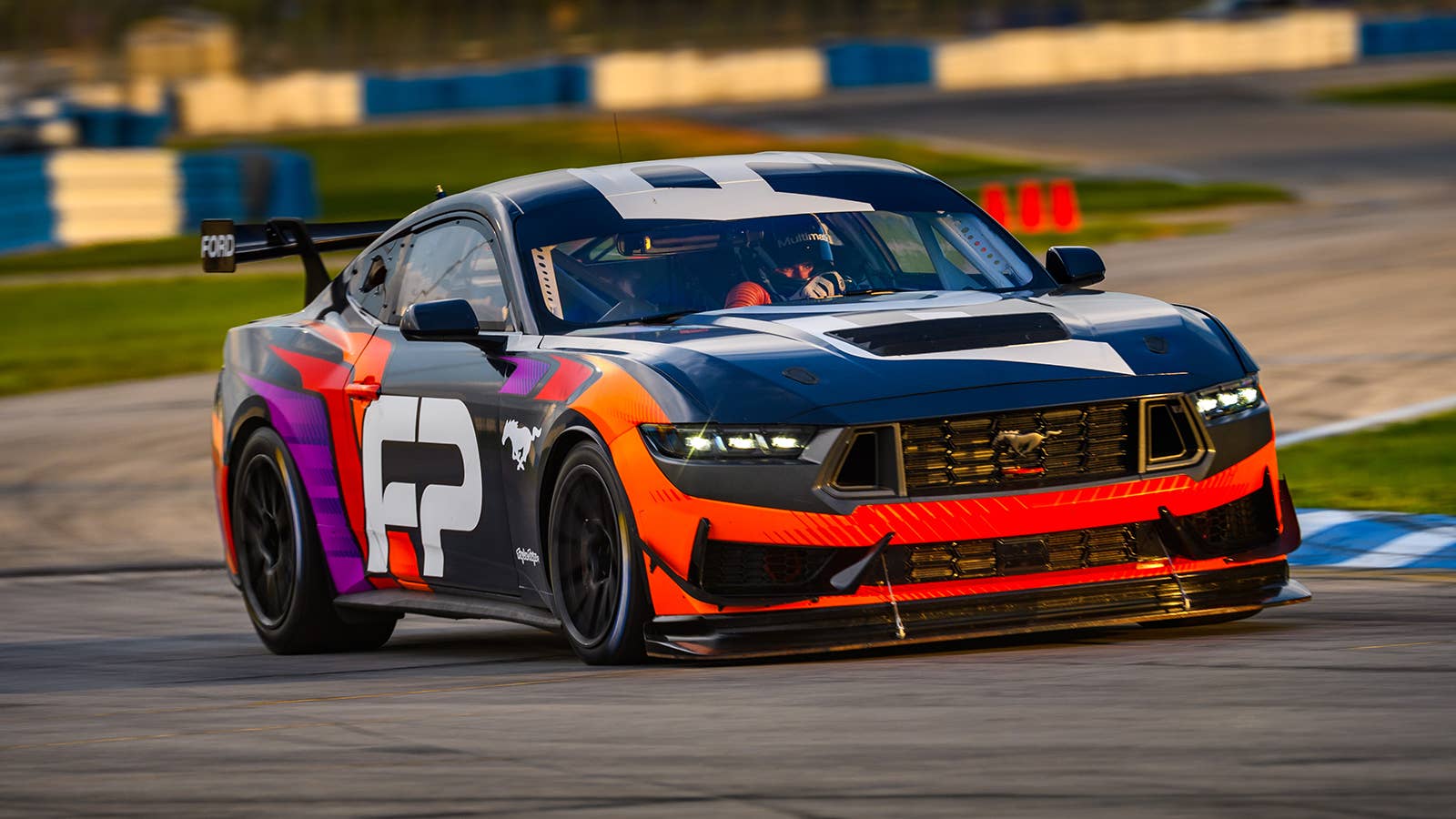 Ford Mustang GT4