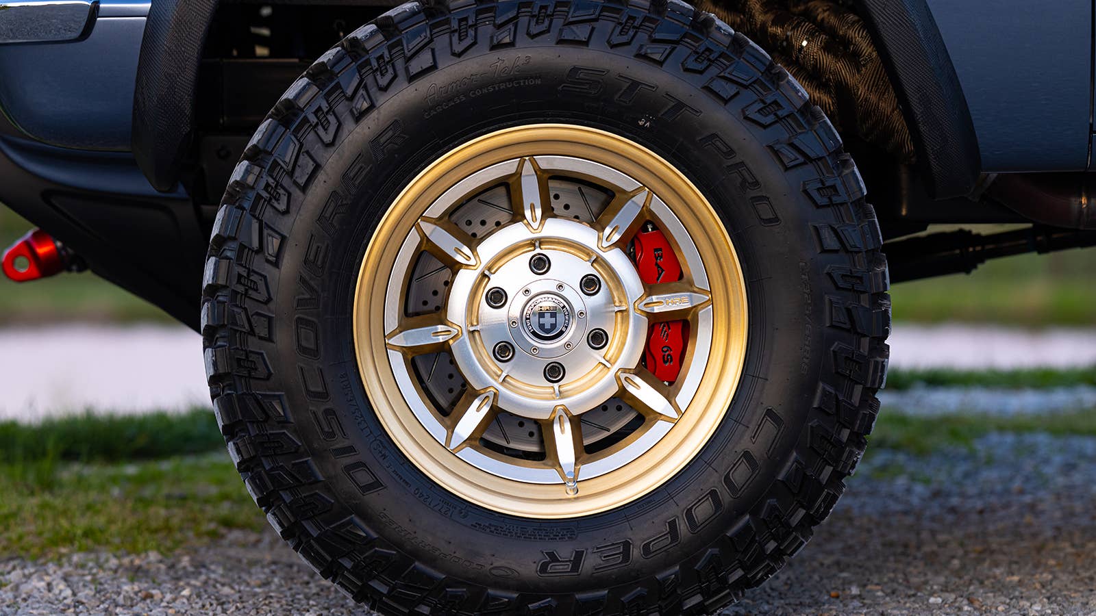 Ringbrothers' 1972 Chevy K5 Blazer Bully