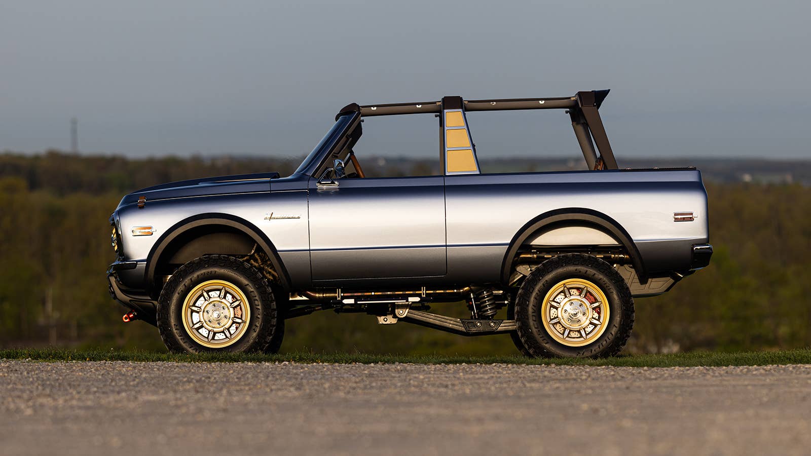 Ringbrothers' 1972 Chevy K5 Blazer Bully