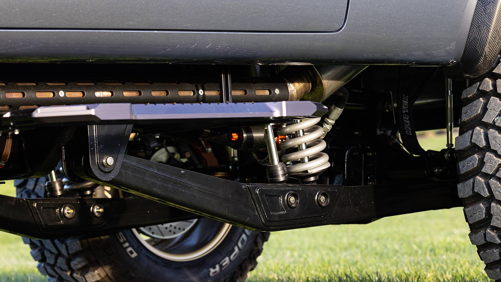 Ringbrothers' 1972 Chevy K5 Blazer Bully