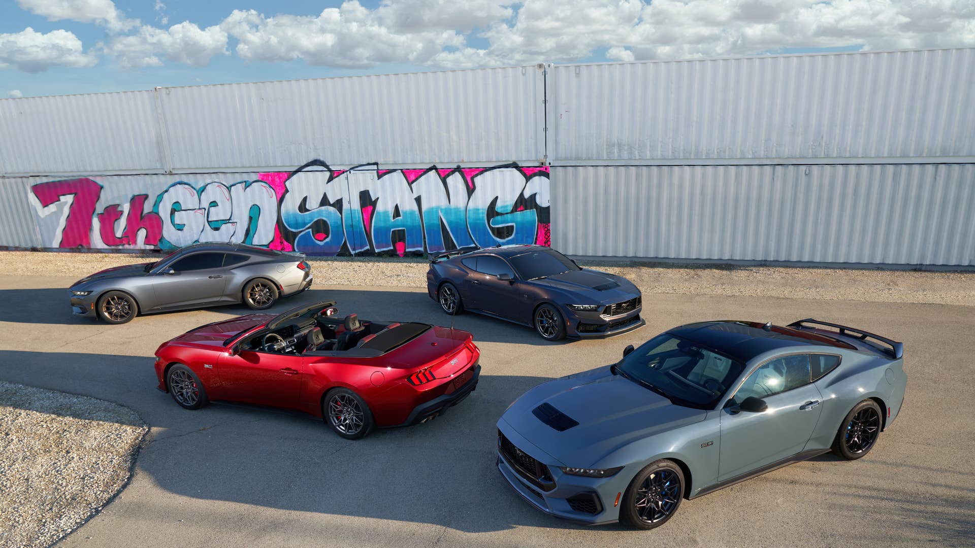 With sinister looks and a specially modified 5.0-liter V8 – the most powerful 5.0-liter V8 ever, projecting 500 horsepower – Dark Horse expands the Mustang lineup and sets a new benchmark for American street and track performance that could only come in a Mustang. Pre-production vehicles shown.