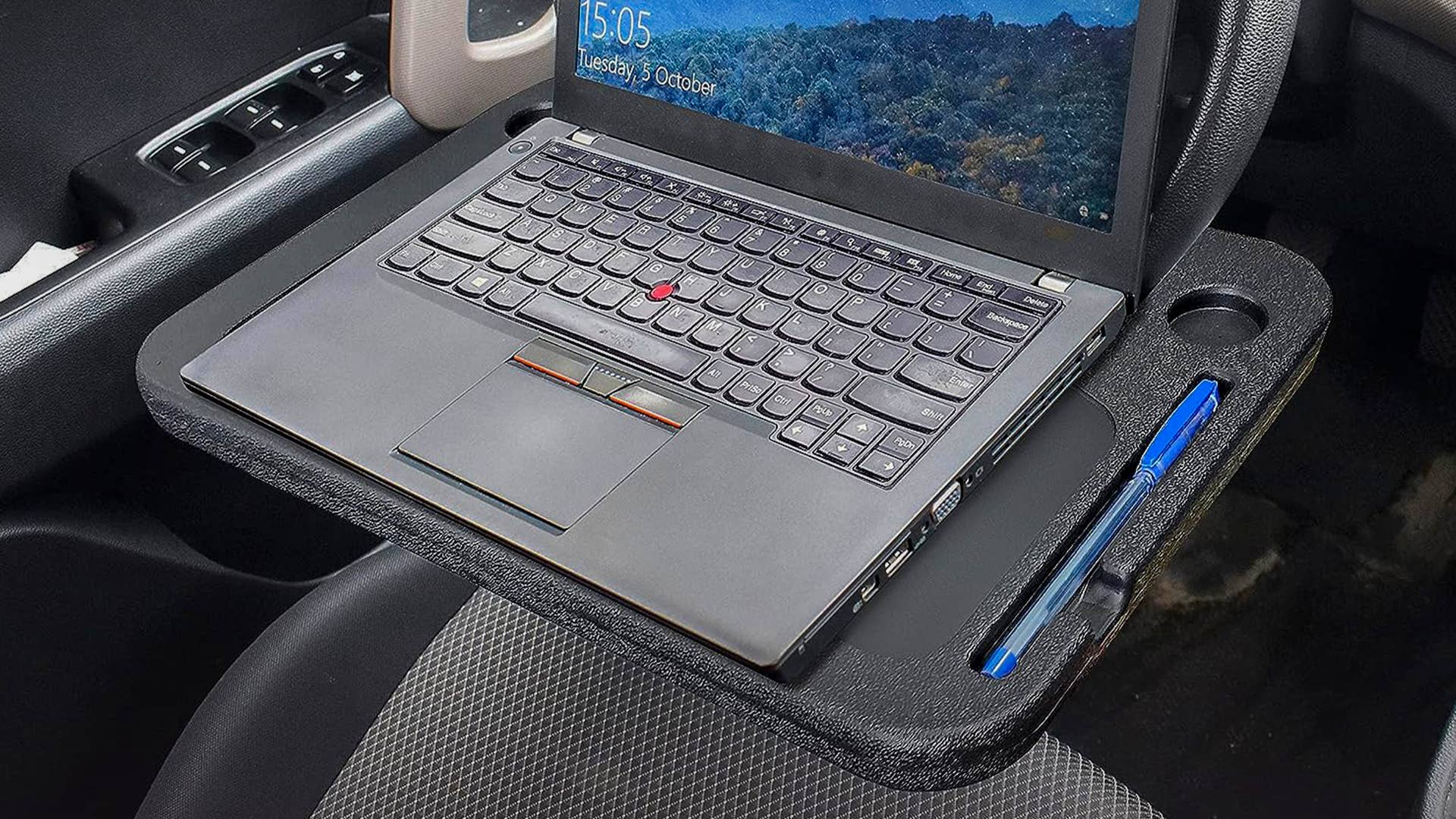 Turn your car into a mobile workstation for just $11 with this early ...