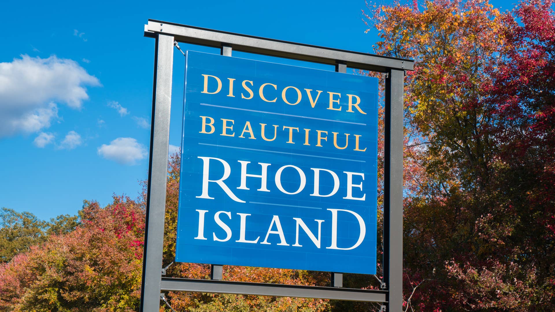 Discover Beautiful Rhode Island welcome sign