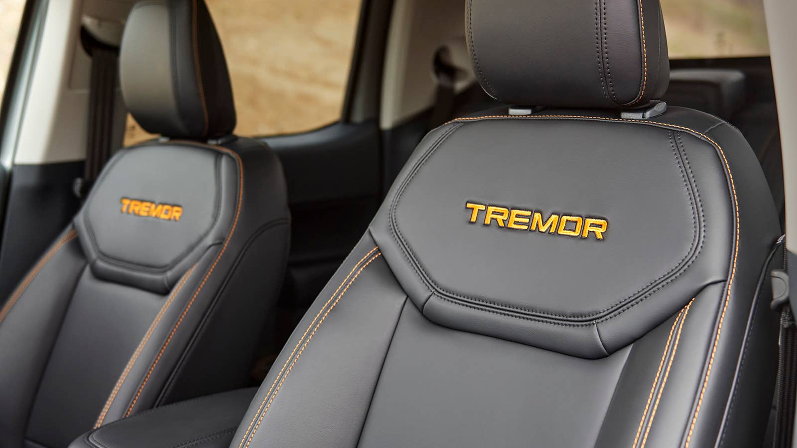 2023 Ford Maverick Tremor seats
